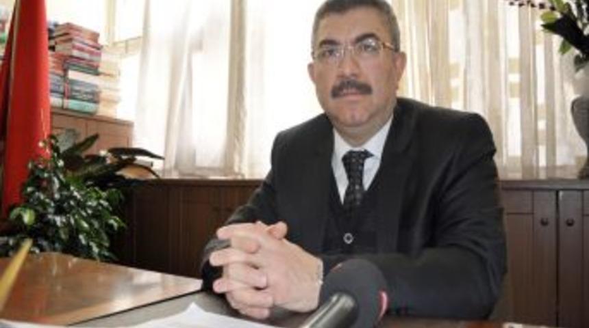 Se&ccedil;ilmiş: Siyaset, sorunları &ccedil;&ouml;zmek ve halka hizmet i&ccedil;in yapılır