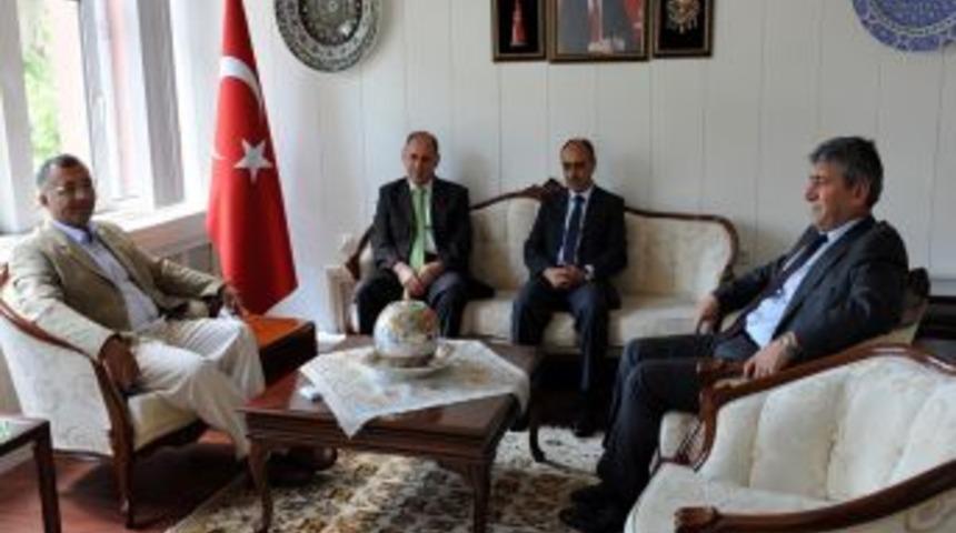 K&uuml;tahya Cumhuriyet Başsavcısı Can'dan Vali &Ccedil;ift&ccedil;i'ye veda ziyareti