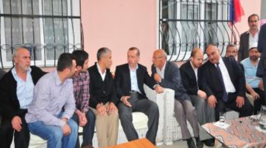 Başbakan Erdoğan, Aysel Taştemel'in evine taziye ziyaretinde bulundu