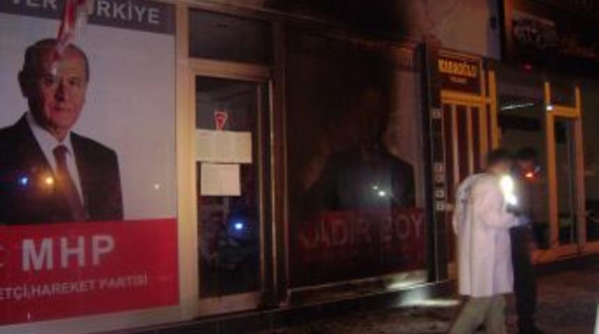 MHP se&ccedil;im b&uuml;rosuna molotoflu saldırı
