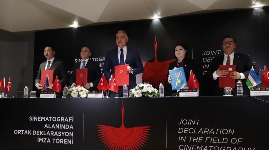 Bakan Ersoy duyurdu: Korkut Ata T&uuml;rk D&uuml;nyası Film Festivali İstanbul&rsquo;a d&ouml;n&uuml;yor!