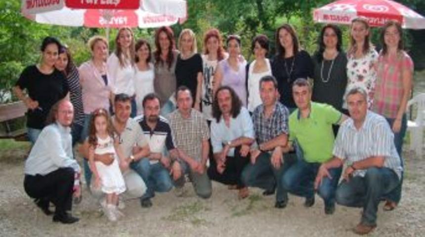 Devrek Lisesi mezunları 22 yıl sonra bir araya geldi