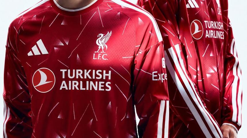 THY, d&uuml;nya devi Liverpool'a sponsor oldu! Bu anlaşma tarihe ge&ccedil;ecek