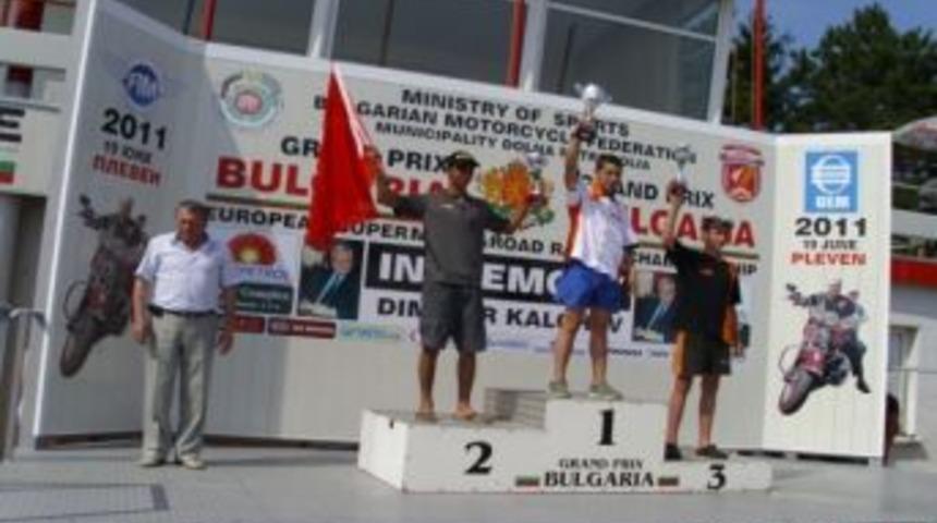 Gen&ccedil; Motokros&ccedil;u Avrupayı Sarstı