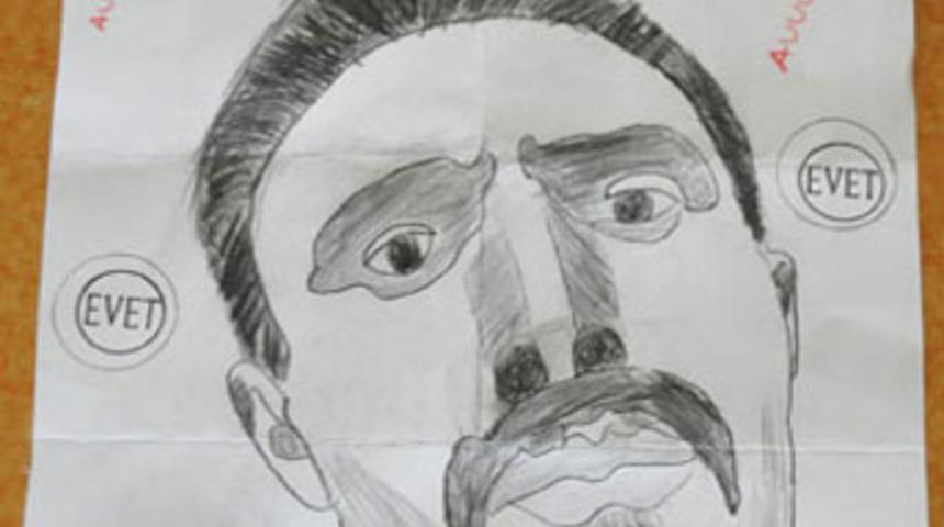 Sandıktan karikat&uuml;r &ccedil;ıktı