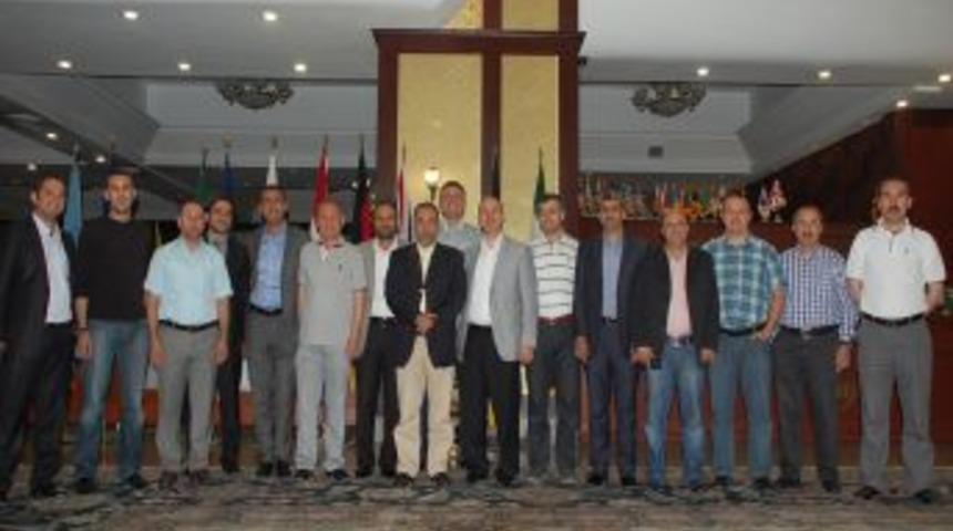 M&Uuml;SİAD, Doğu Azerbaycan Yatırım Fırsatları Forumu'na katıldı