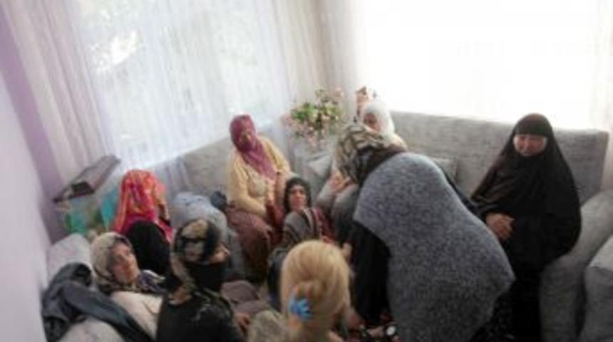 Şehit Uzman &Ccedil;avuş Koza'nın baba evinden feryatlar y&uuml;kseldi