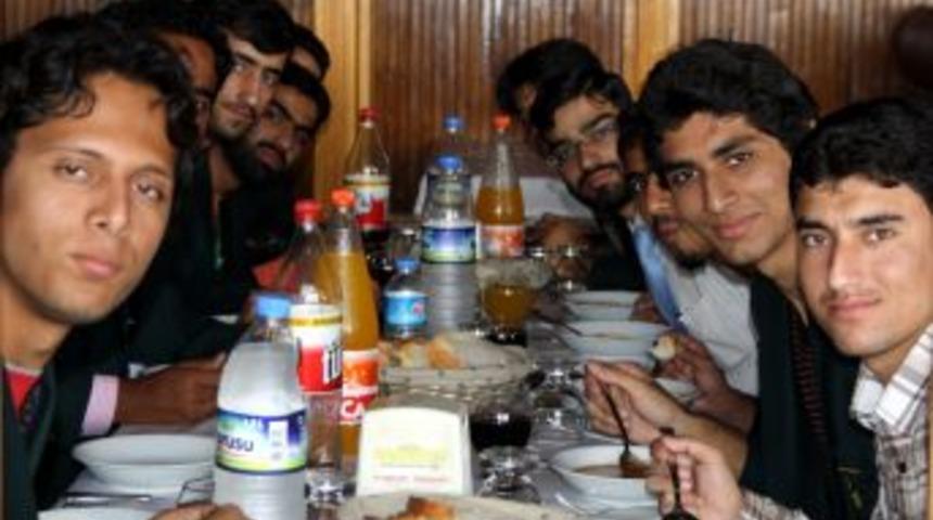 Pakistan&rsquo;ın en zeki 25 &ouml;ğrencisi T&uuml;rkiye&rsquo;de