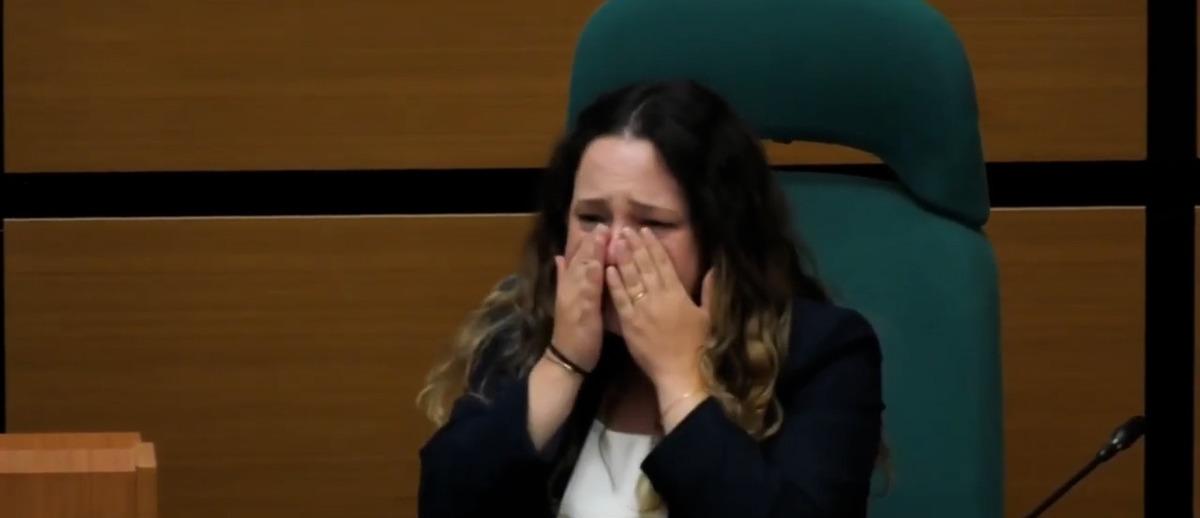 &Uuml;sk&uuml;dar da oyları tek tek saydı! Sonu&ccedil;larla birlikte h&uuml;ng&uuml;r h&uuml;ng&uuml;r ağladı 2