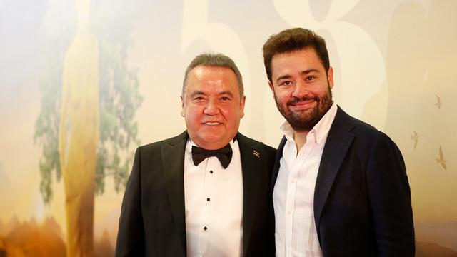 Mahkemeden Muhittin Böcek ve oğlu hakkında karar! Tahliye talebinde bulunmuşlardı