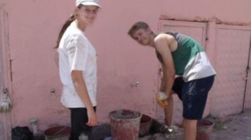 Fransa Nice Koleji'nden &Ccedil;ukurbağ'a kardeşlik eli uzandı