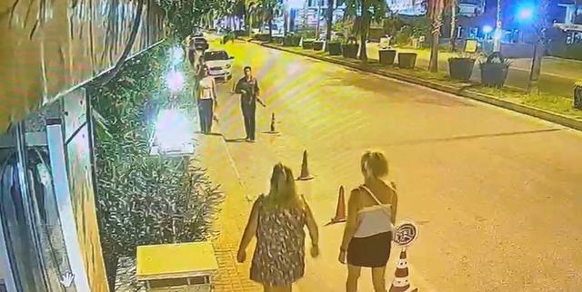 Sokakta elinde görülünce gözaltına alındı! Antalya da oyuncak tüfek hareketliliği 2