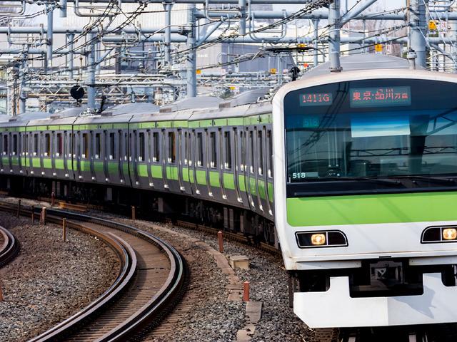Şiddetli yağış tren seferlerini aksattı: 140 bin kişi etkilendi