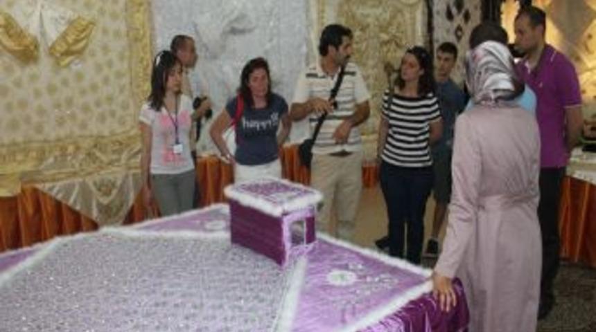 El emeği g&ouml;z nuru Birecik bezi sergileniyor