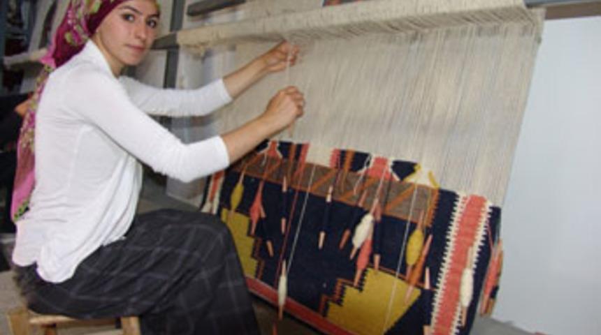 Bayburt'ta kilim sempozyumu