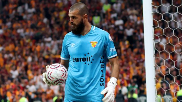 Sosyal medyadan taraftarı tehdit etmişti! Göztepe'den Gugeshashvili için olay karar