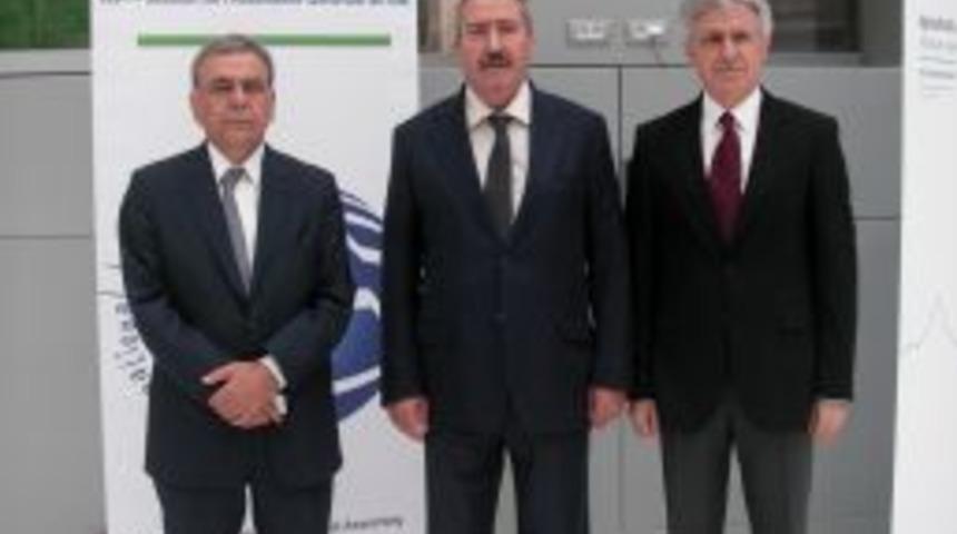 İzmir'in EXPO adaylığı Paris'te BİE &uuml;yelerine tanıtıldı