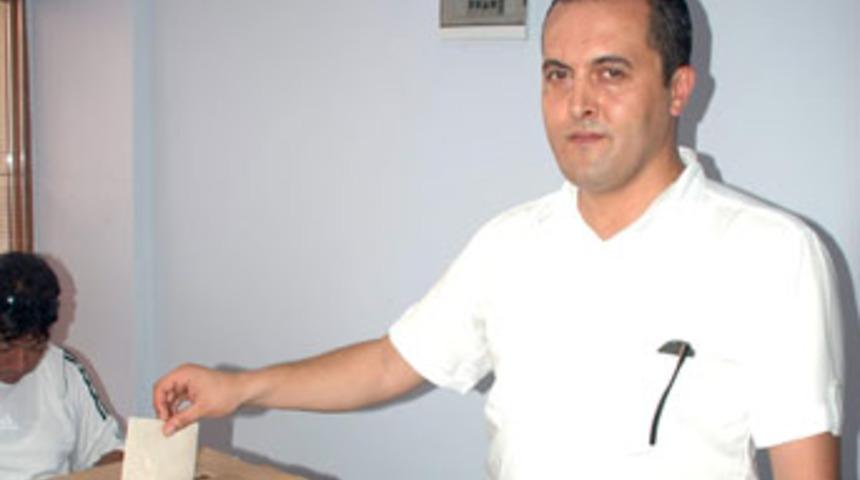 Gazeteciler cemiyetinde se&ccedil;im heyecanı