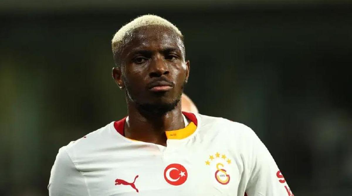 Dev maça saatler kala karar! Osimhen in yerine o isim sahaya: İşte Okan Buruk un 11 i 3