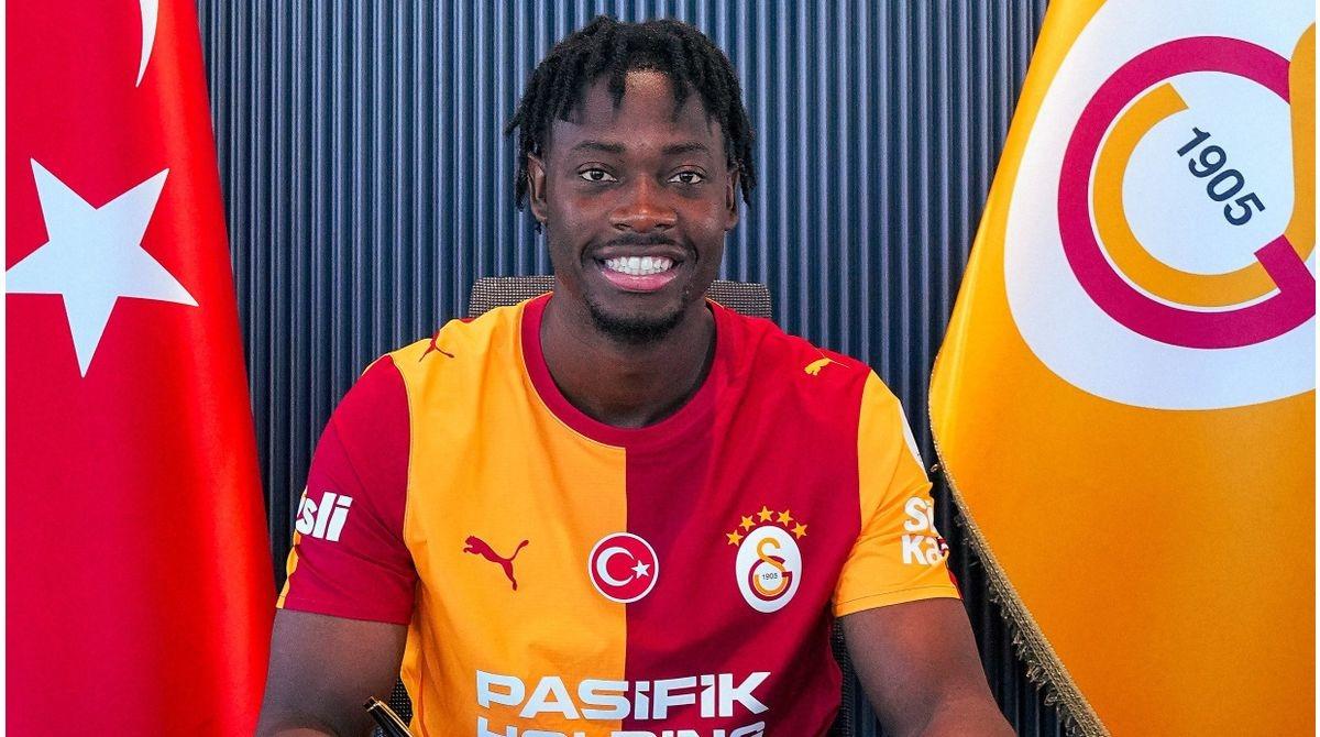 Dev maça saatler kala karar! Osimhen in yerine o isim sahaya: İşte Okan Buruk un 11 i 6
