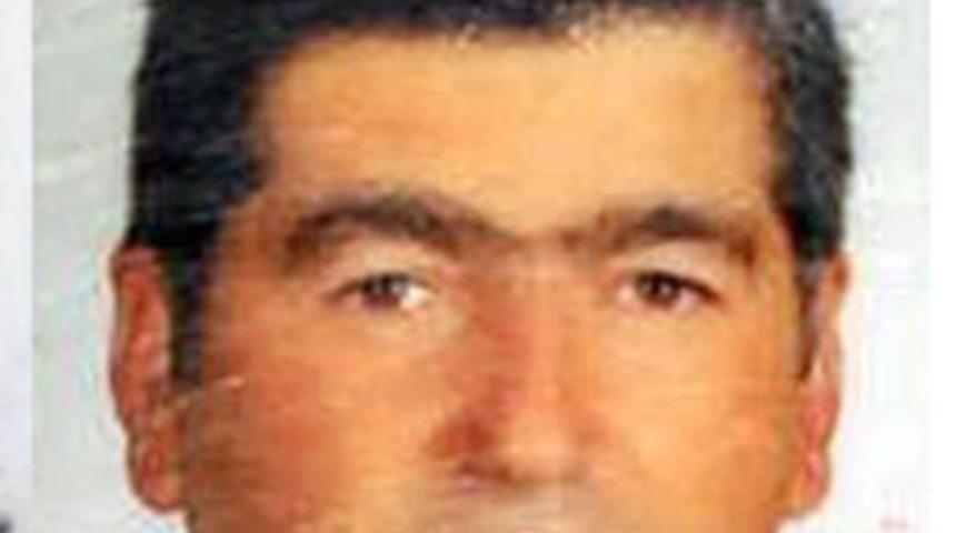 Demir çubukla döverek öldürdü