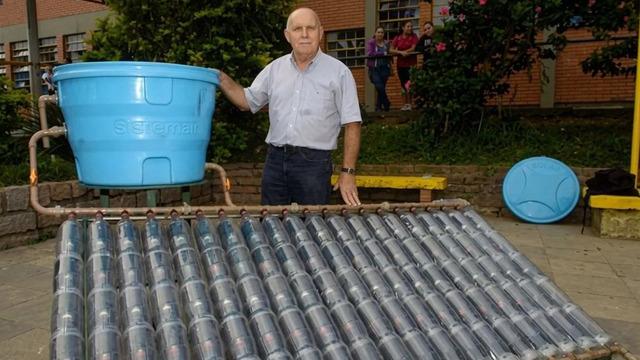 100 plastik şişeyle kendi ısıtıcısını yaptı! Tek kuruş harcamıyor