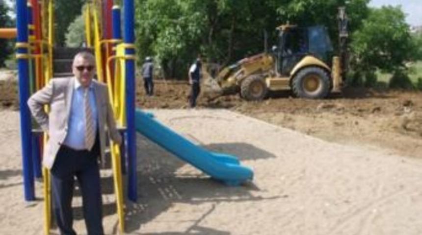 Belediye iki yeni park yaptı
