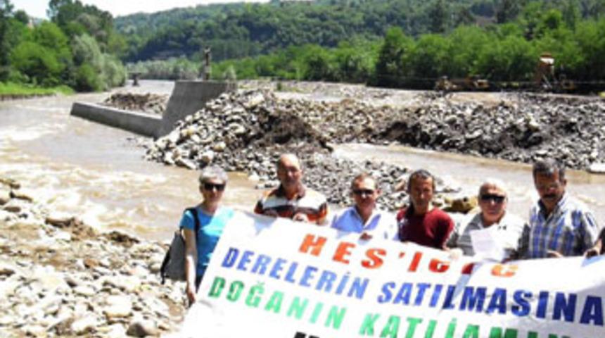 HES inşaatı &ouml;n&uuml;nde eylem