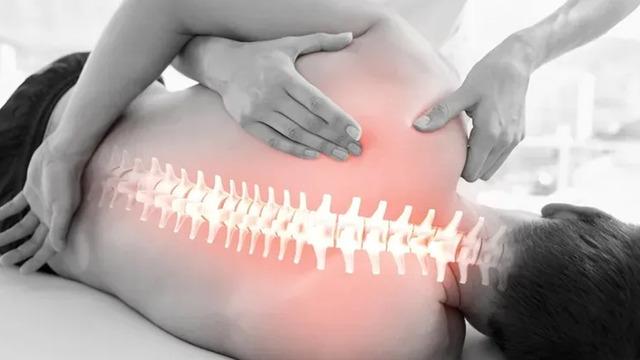 &Ouml;l&uuml;me g&ouml;t&uuml;ren masaj! Sahte terapist tutuklandı, acılı kardeş dehşet anlarını anlattı