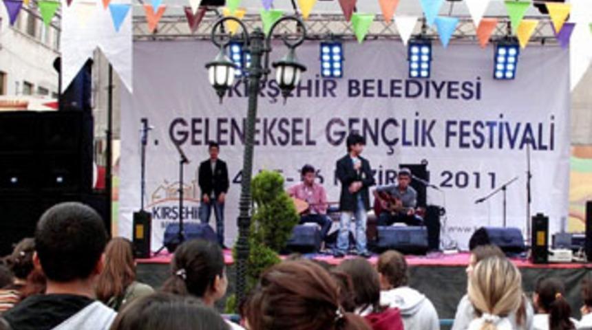 Gen&ccedil;lik Festivali başladı
