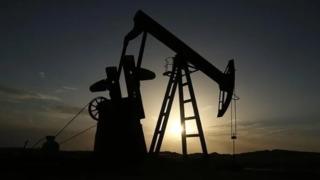 Brent petrolün varili 99,49 dolardan işlem görüyor