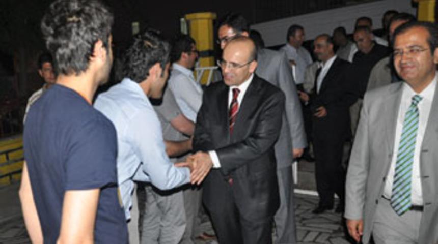 Bakan Şimşek'ten teşekk&uuml;r ziyareti