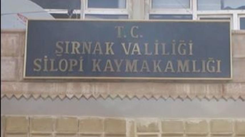 Silopi'de kaymakamlık binasına ses bombası atıldı