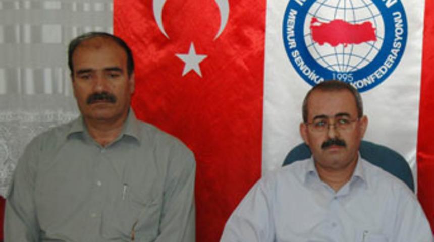 'Eğitimcilerin sorunları &ccedil;&ouml;z&uuml;lmeli'