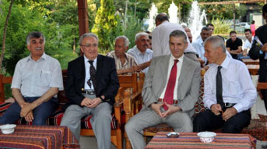 Adıyaman'da kadınlara &ouml;zel &ccedil;ay bah&ccedil;esi