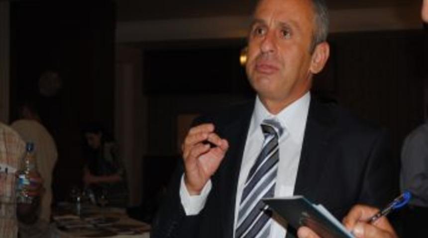 Side-TUDER Arap turistler i&ccedil;in tanıtım broş&uuml;r&uuml; bastırdı