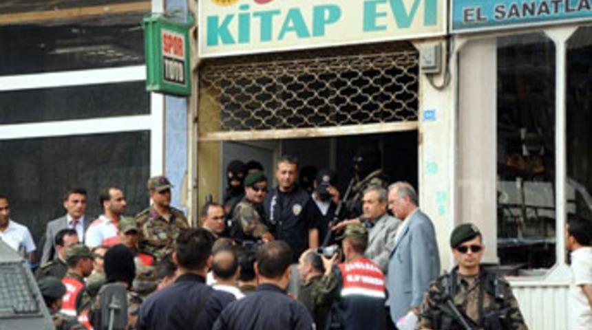 Babamızın katilleri i&ccedil;eride, daha "umutluyuz"