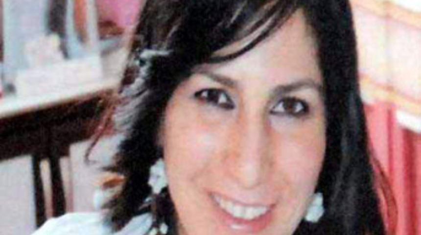 Oğlunu hastaneye g&ouml;t&uuml;r&uuml;rken &ouml;ld&uuml;