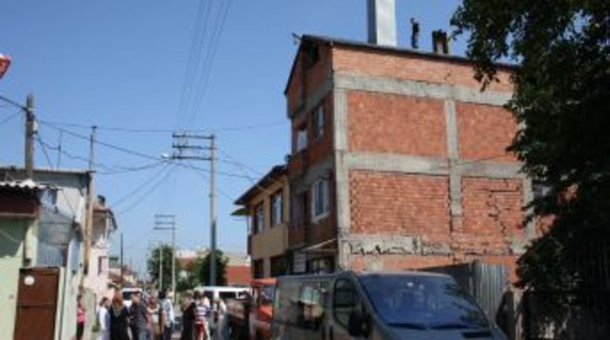 'Baca' g&ouml;r&uuml;n&uuml;ml&uuml; baz istasyonuna komşu tepkisi