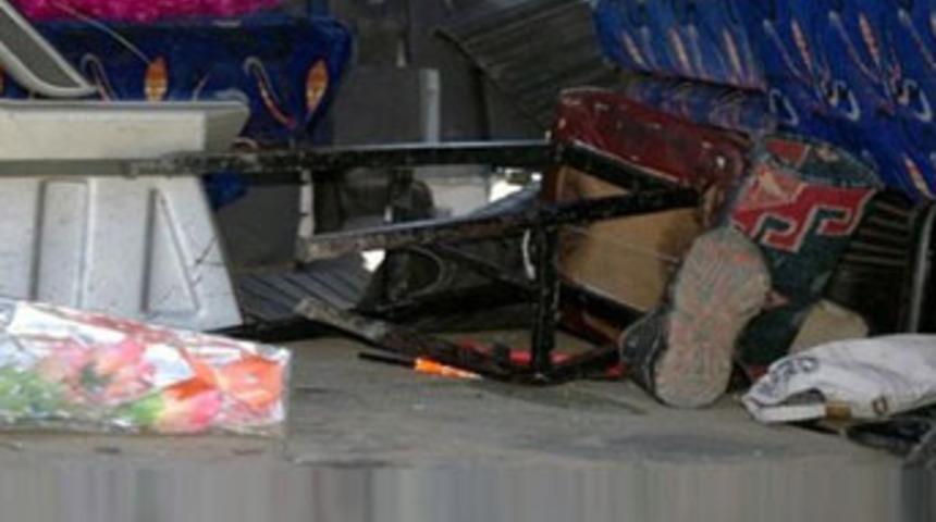 Ecel karne almaya giderken yakaladı