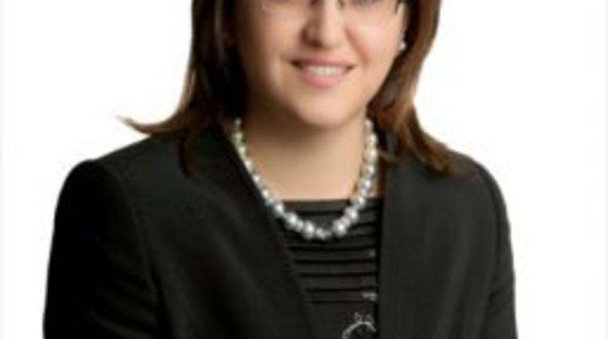 Aile ve sosyal politikaların y&uuml;k&uuml; artık Fatma Şahin'in omuzlarında