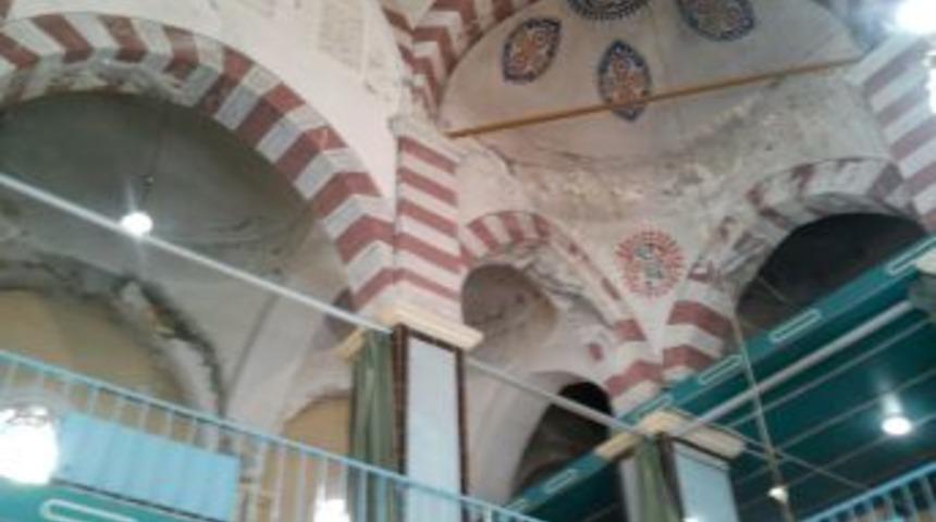 İbrahim Hakkı Hazretleri Camii, bakımsızlıktan ibadete kapatılmak &uuml;zere