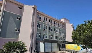 &Uuml;niversite &ouml;ğrencisi kıza cinsel saldırı davası! İki sanığa ceza