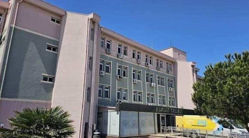 &Uuml;niversite &ouml;ğrencisi kıza cinsel saldırı! &Ouml;zel fotoğraflarını &ccedil;ekip WhatsApp grubuna attılar