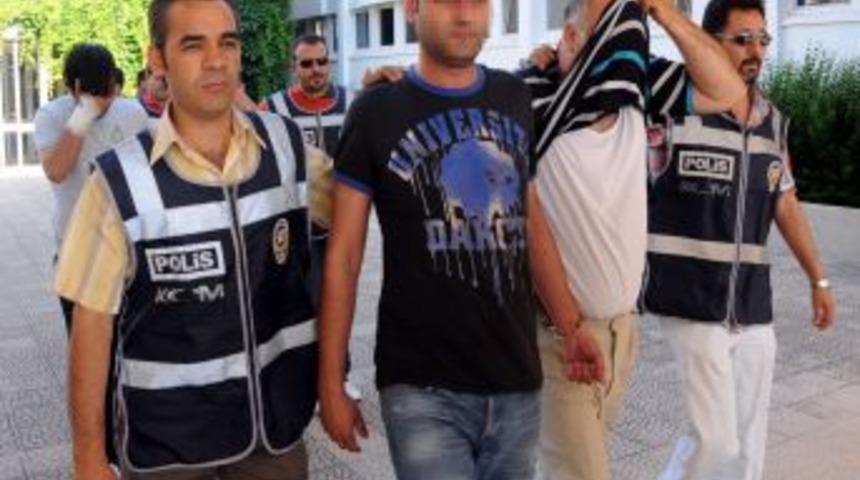 Antalya'da 'banka faresi' operasyonu