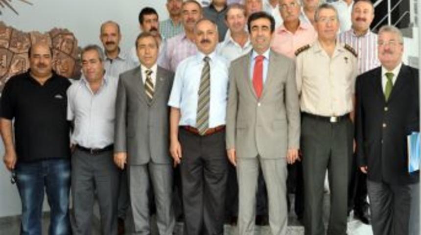 Mersin Valisi G&uuml;zeloğlu: Akdeniz Oyunları'nın esnafa katkısı b&uuml;y&uuml;k olacak