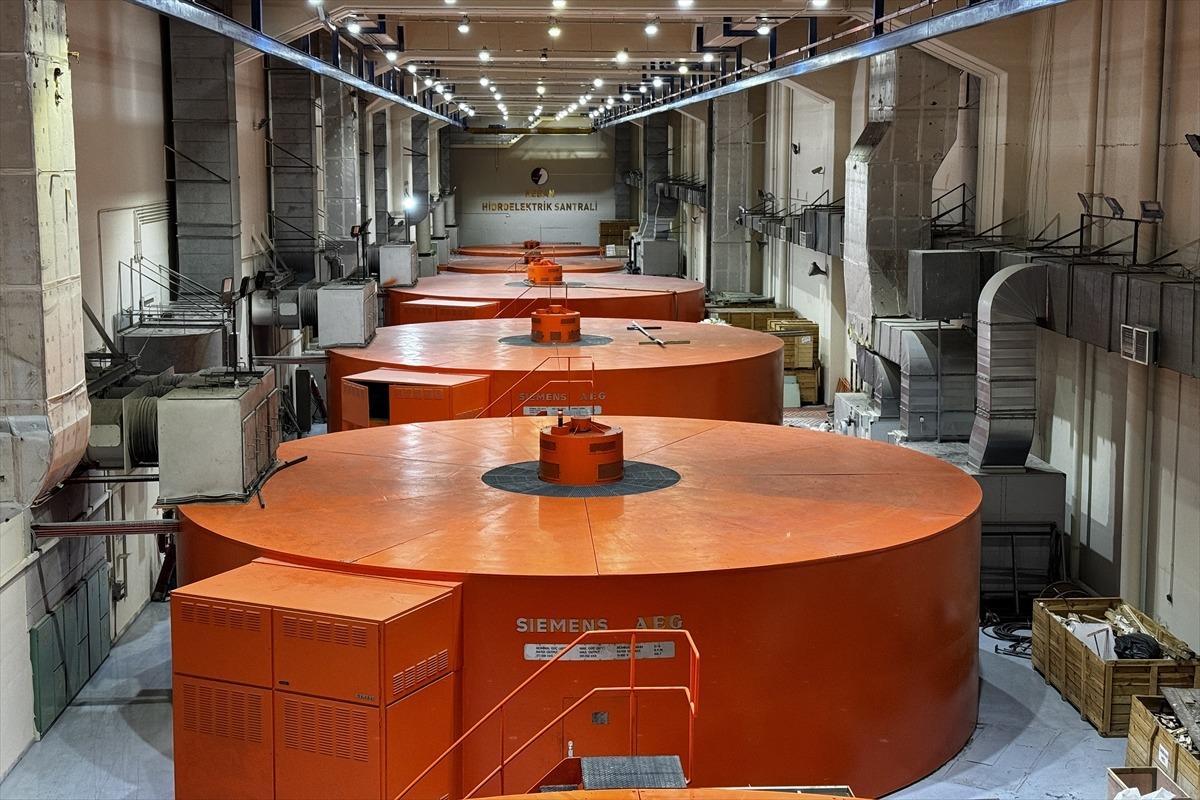Keban HES 52 yılda yaklaşık 294 milyar kilovatsaat enerji üretti 3