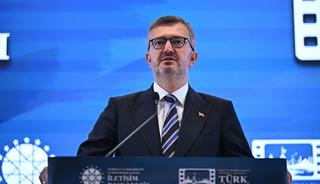 İletişim Başkanı Duran'dan bağımlılık ve yasa dışı bahis a&ccedil;ıklaması: Gen&ccedil;lerimizi bununla baş başa bırakmayacağız