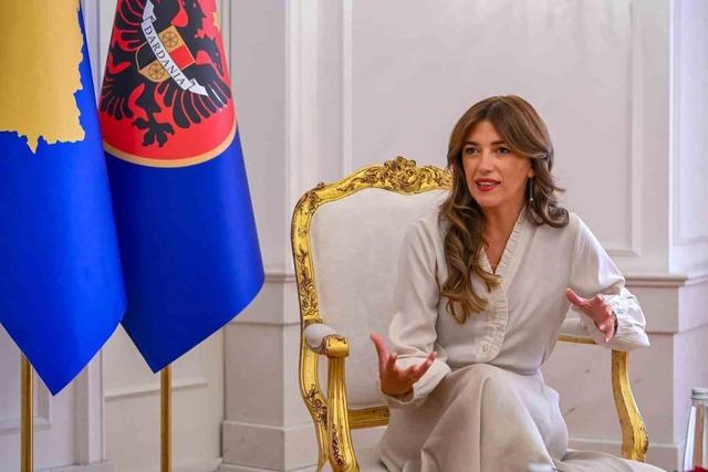 Kosova&rsquo;da meclis başkanı yeniden Albulena Haxhiu oldu 2