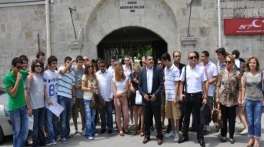 Öğrencilere not yükseltme sınav hakkı tanınmaması tepki gördü